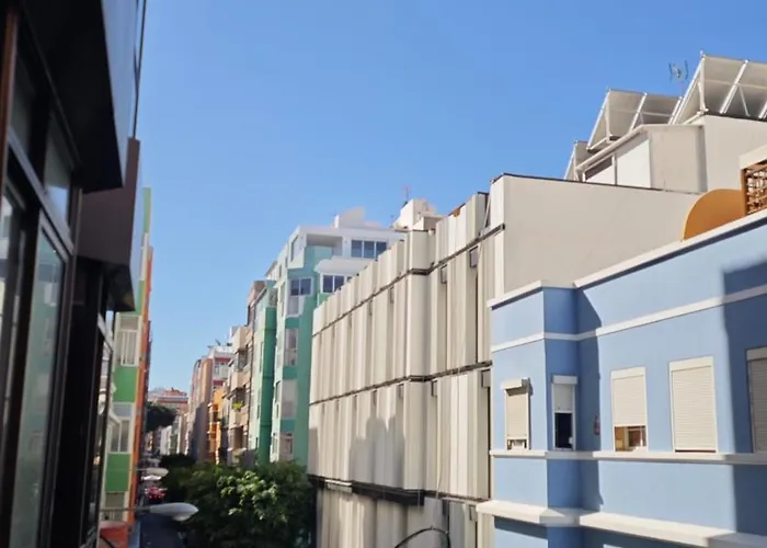 Estudio Canteras アパート